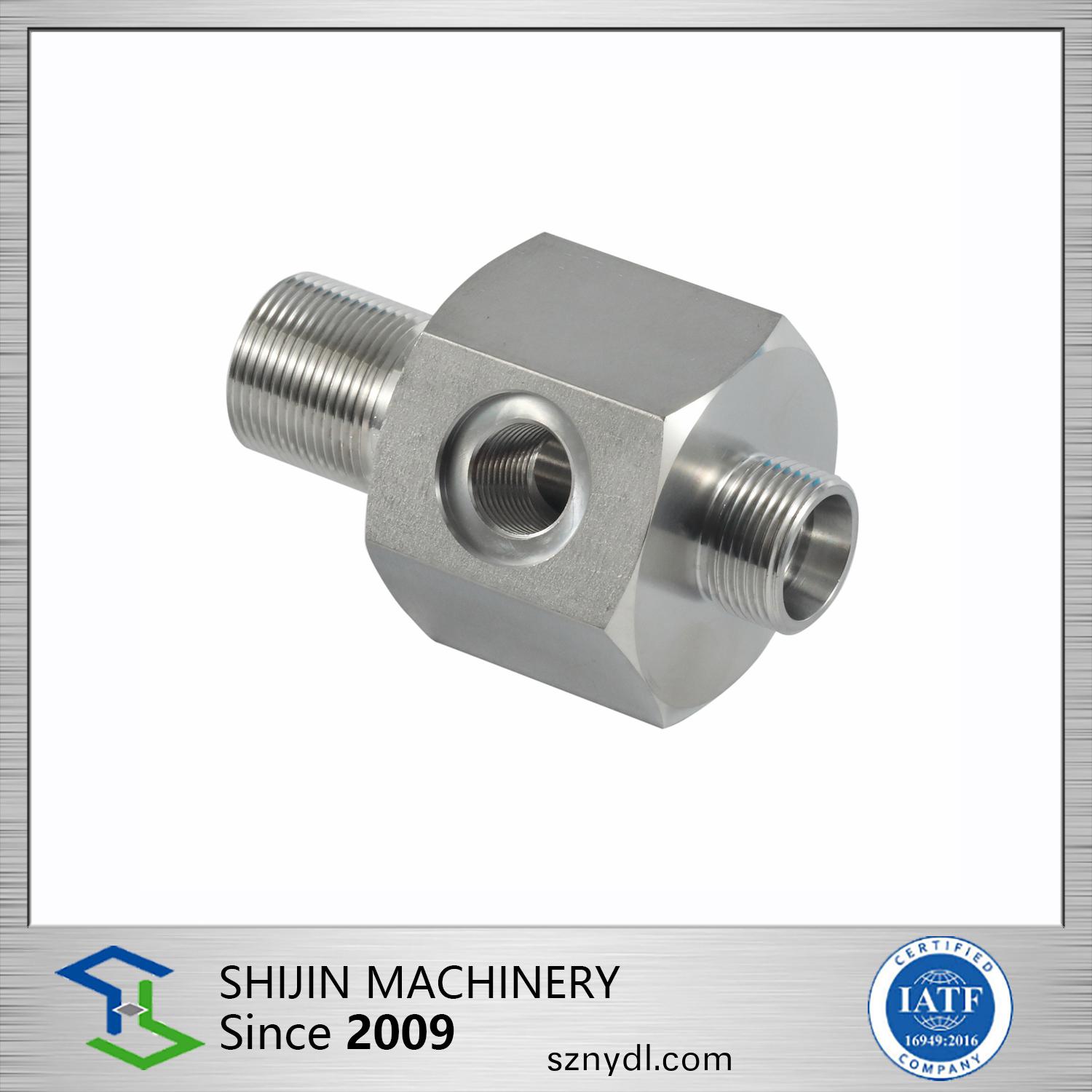 汽(qi)車(che)行(xing)業-非標定(ding)製汽車(che)零件3，角(jiao)度2